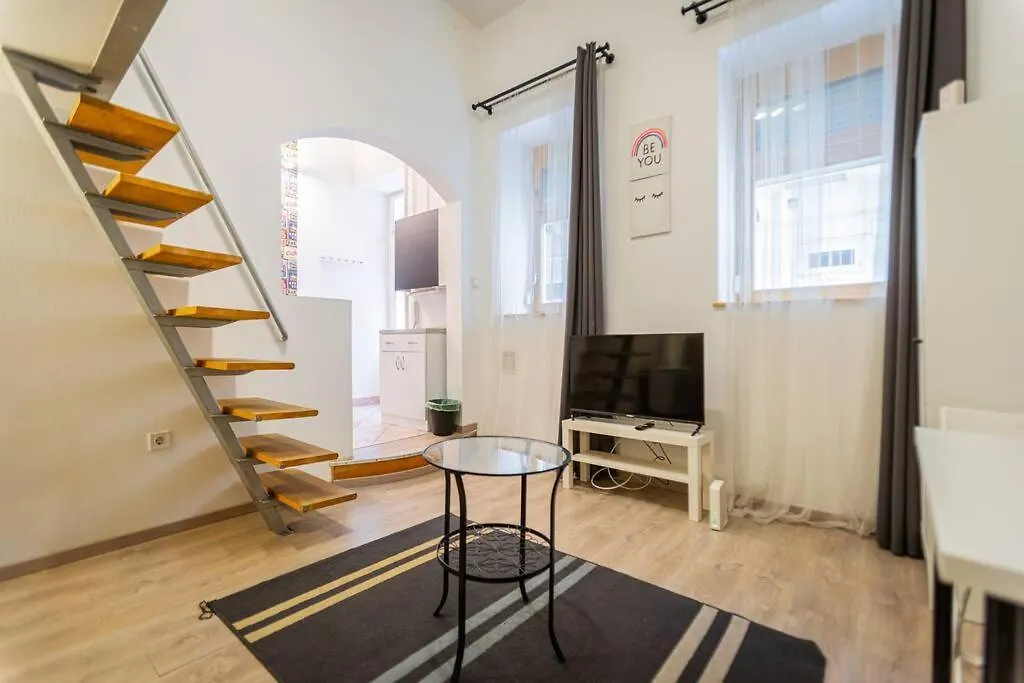 Cozy Apartment In Sip Str., Luna Budapest